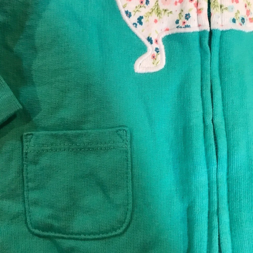 🎈Carter’s ZIP Up Hoodie